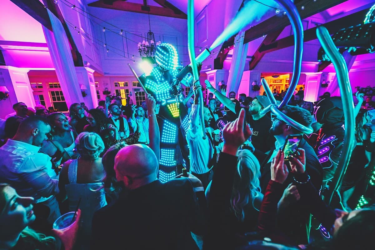 617 Weddings — wedding planner in Boston