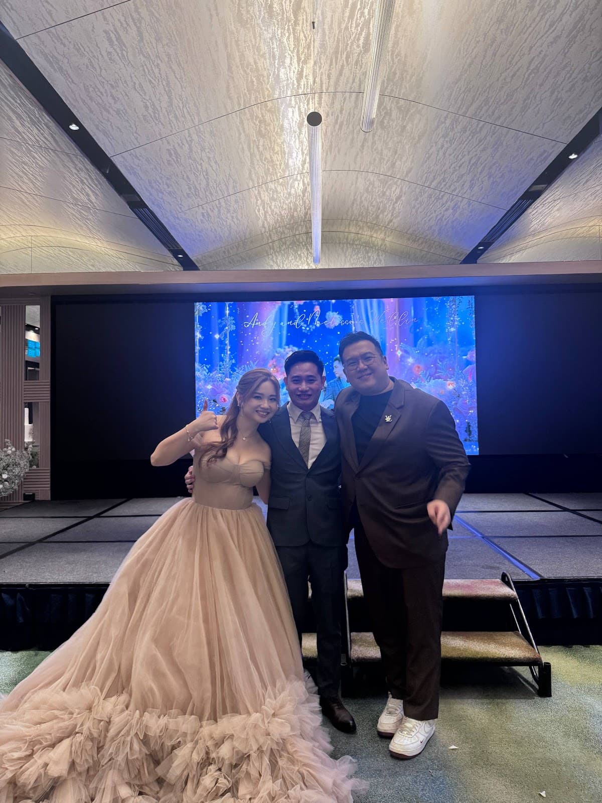 Emcee Dixon — wedding planner in Blk 47 Tampines Ln, Singapore 528462