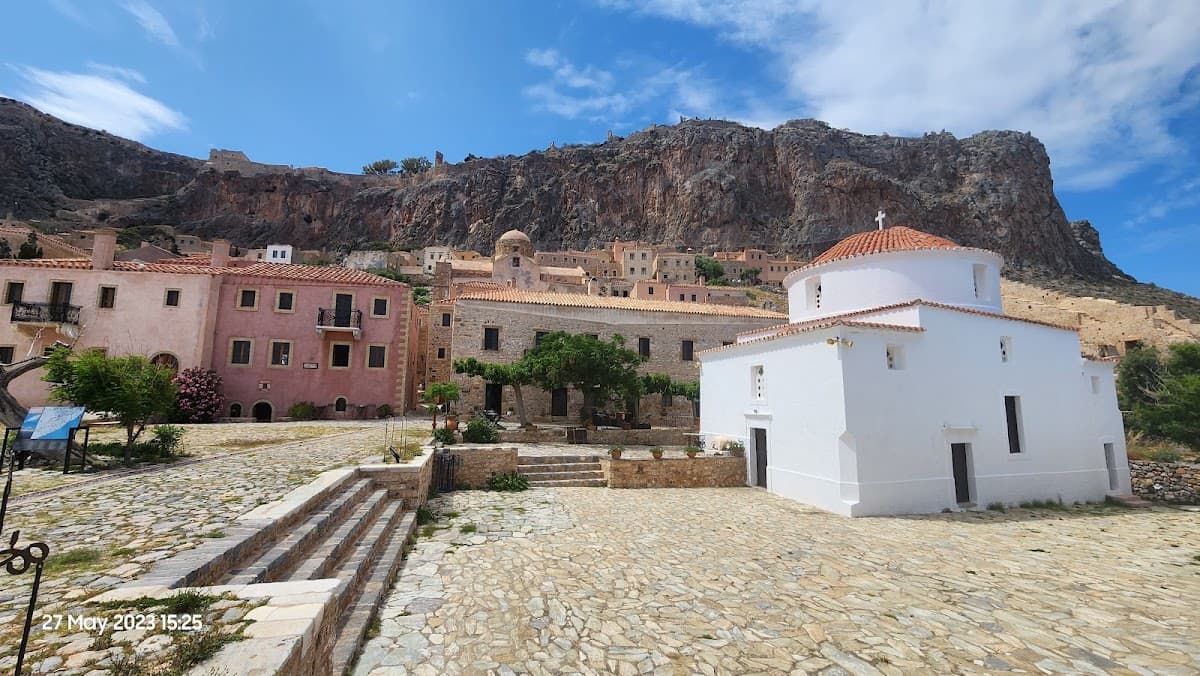 AEOLOS GUESTHOUSE — destination wedding venue in Gefira 230 70, Greece