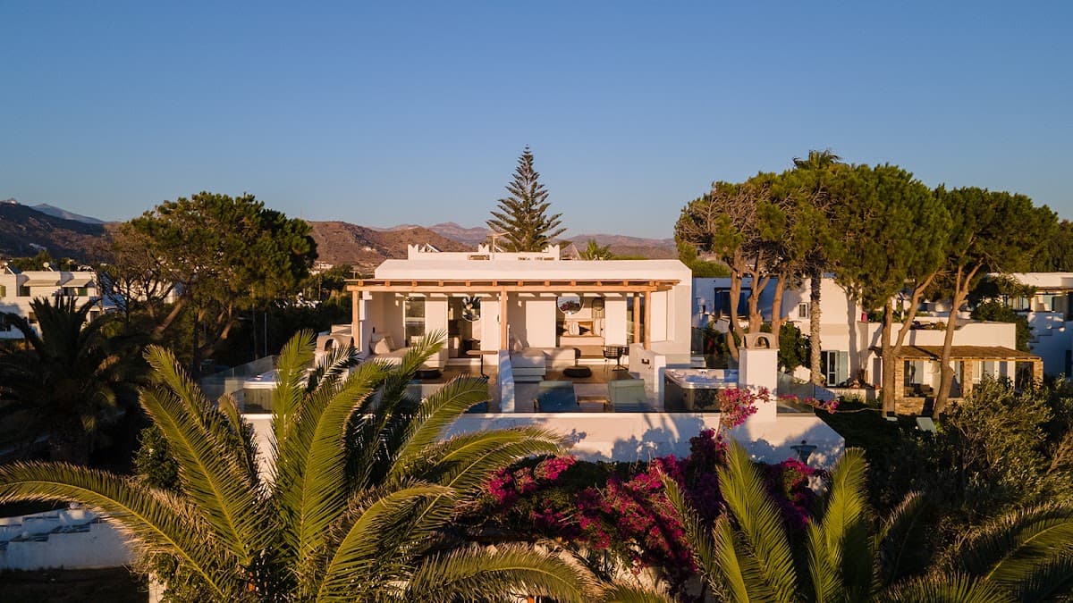 Alkyoni Beach Hotel: destination wedding venue in Νάξος 843 00, Greece