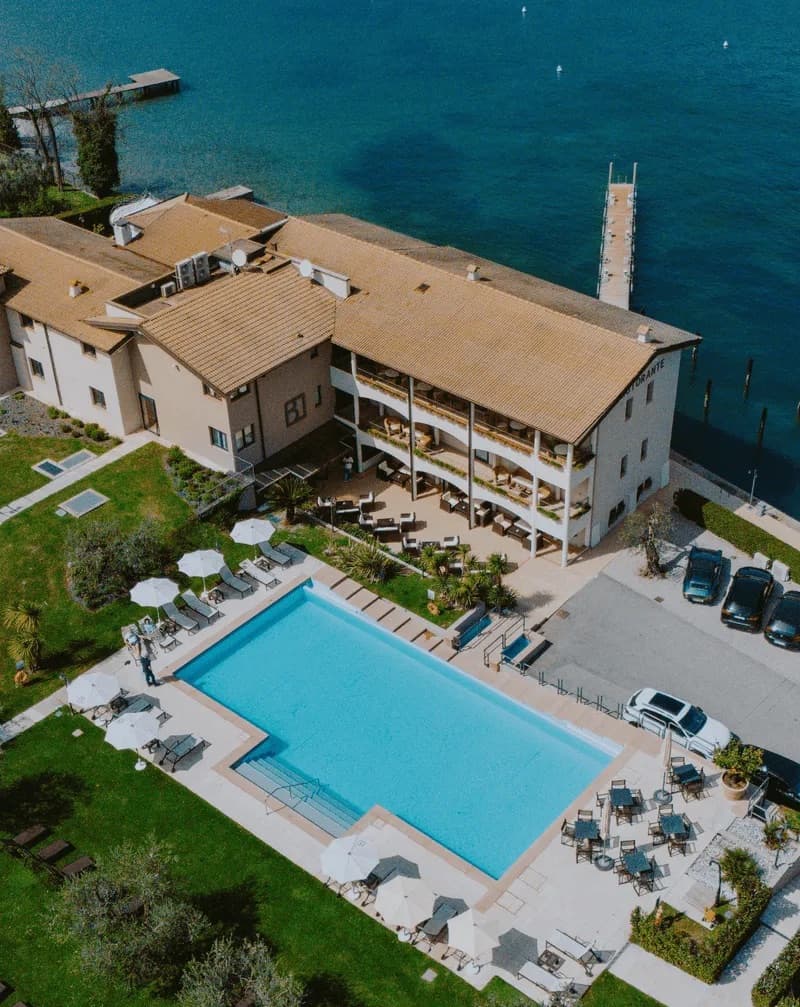 Bella Hotel: destination wedding venue in 25010 Portese BS, Italy