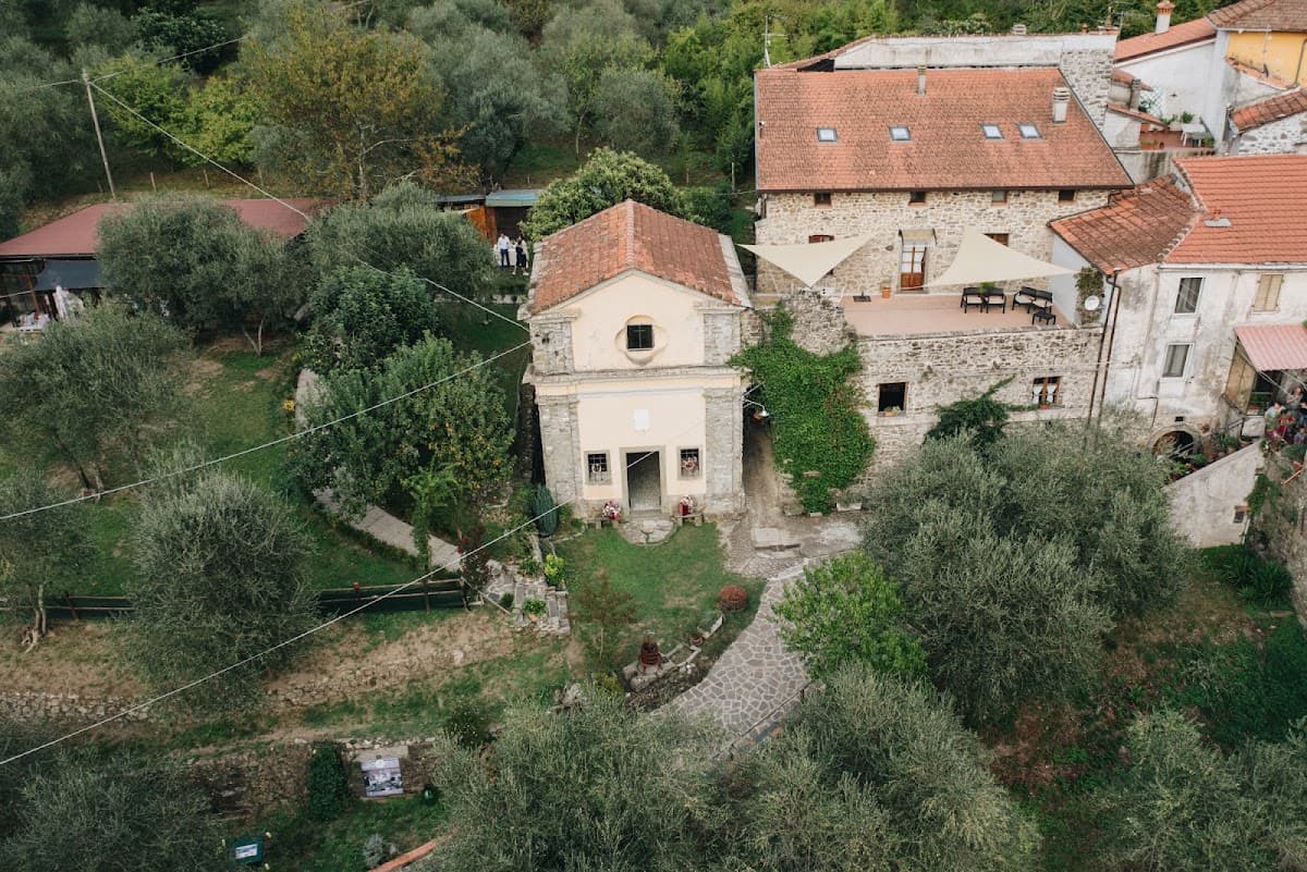 Borgo Vaggi: destination wedding venue in Vaggi, Italy