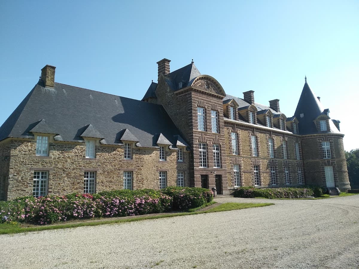 Château de Canisy: destination wedding venue in 50860 Canisy, France
