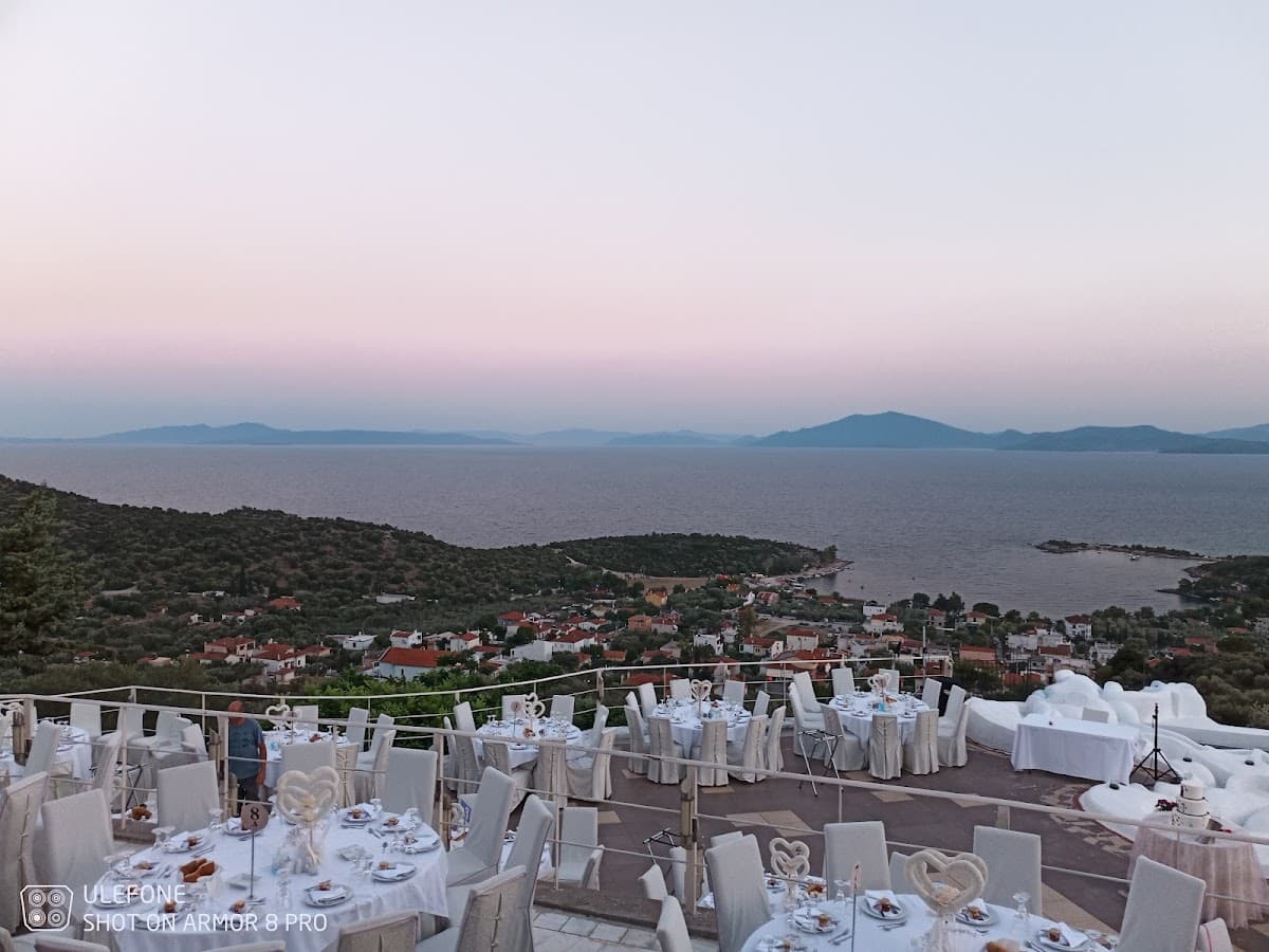 Comtesse - Δεξιώσεις: destination wedding venue in Κριθαριά - Ν. Αγχίαλος 374 00, Greece