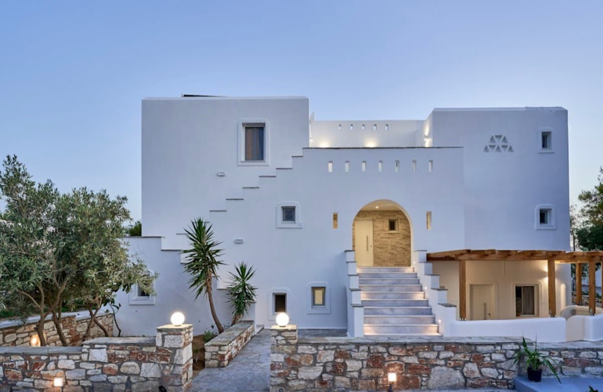 Dream on Plaka Hotel — destination wedding venue in Πλάκα 843 00, Greece