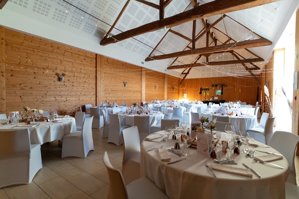 Ferme Du Carroir: destination wedding venue in 37230 Pernay, France