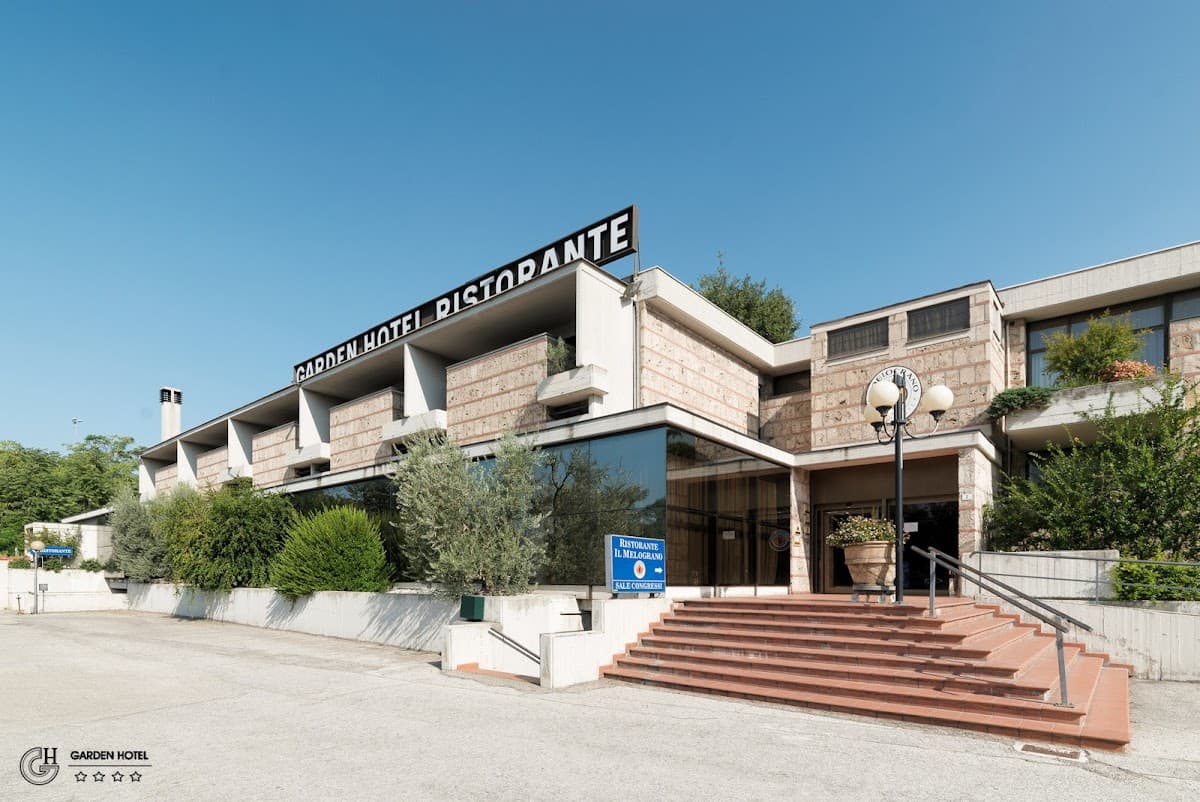 Garden Hotel: destination wedding venue in 05100 Terni TR, Italy