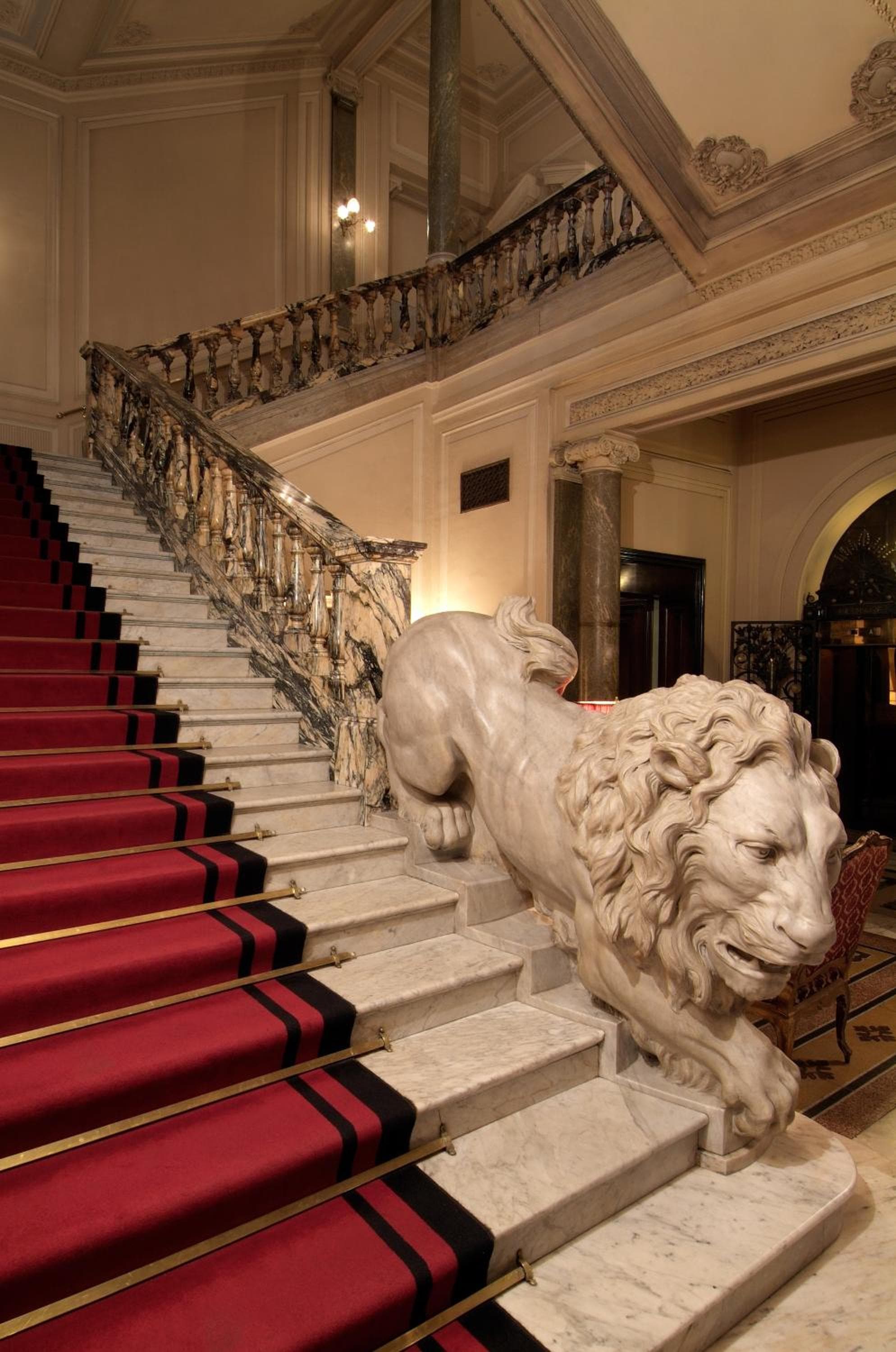 Grand Hotel Plaza, wedding venue in Roma, Italy