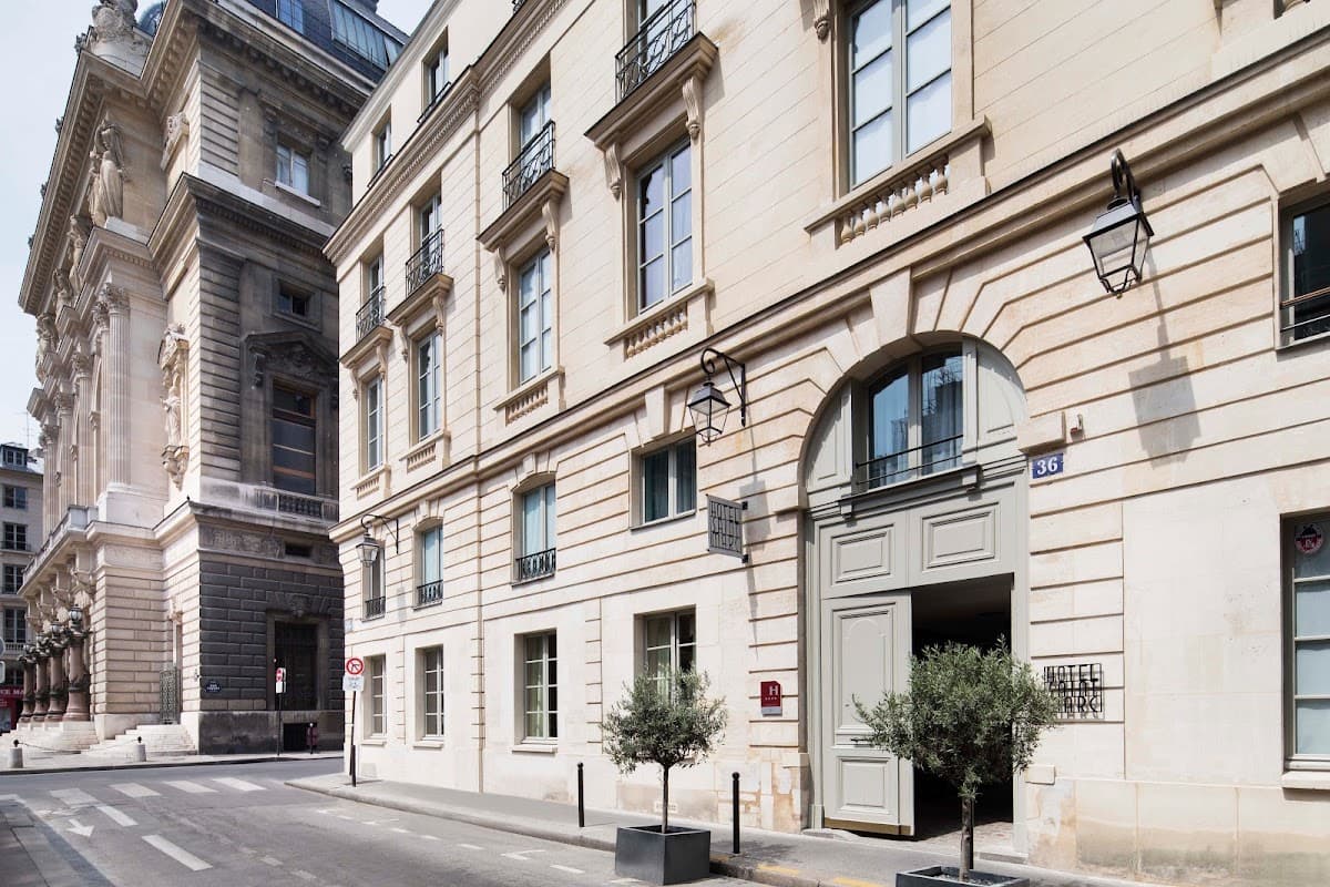 Hôtel Saint-Marc: destination wedding venue in 75002 Paris, France