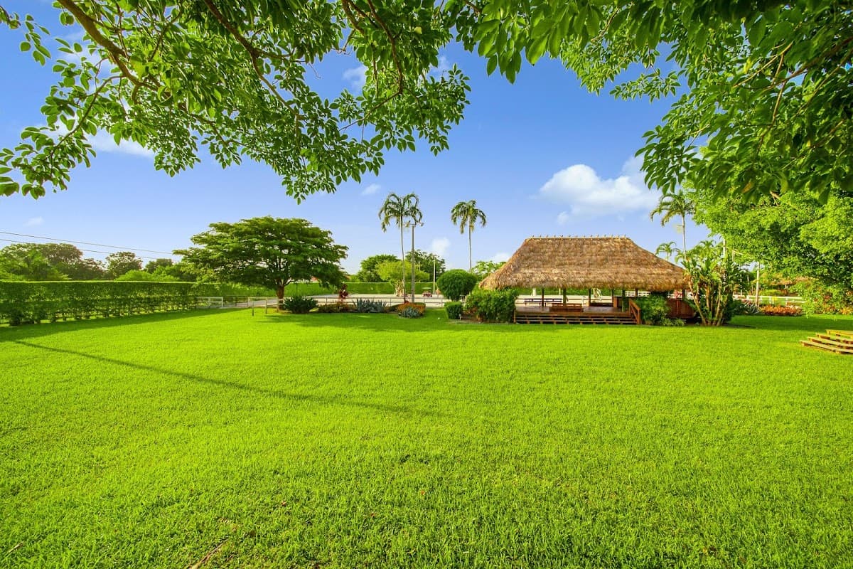 Hacienda Royal Events — destination wedding venue in FL 33183, USA