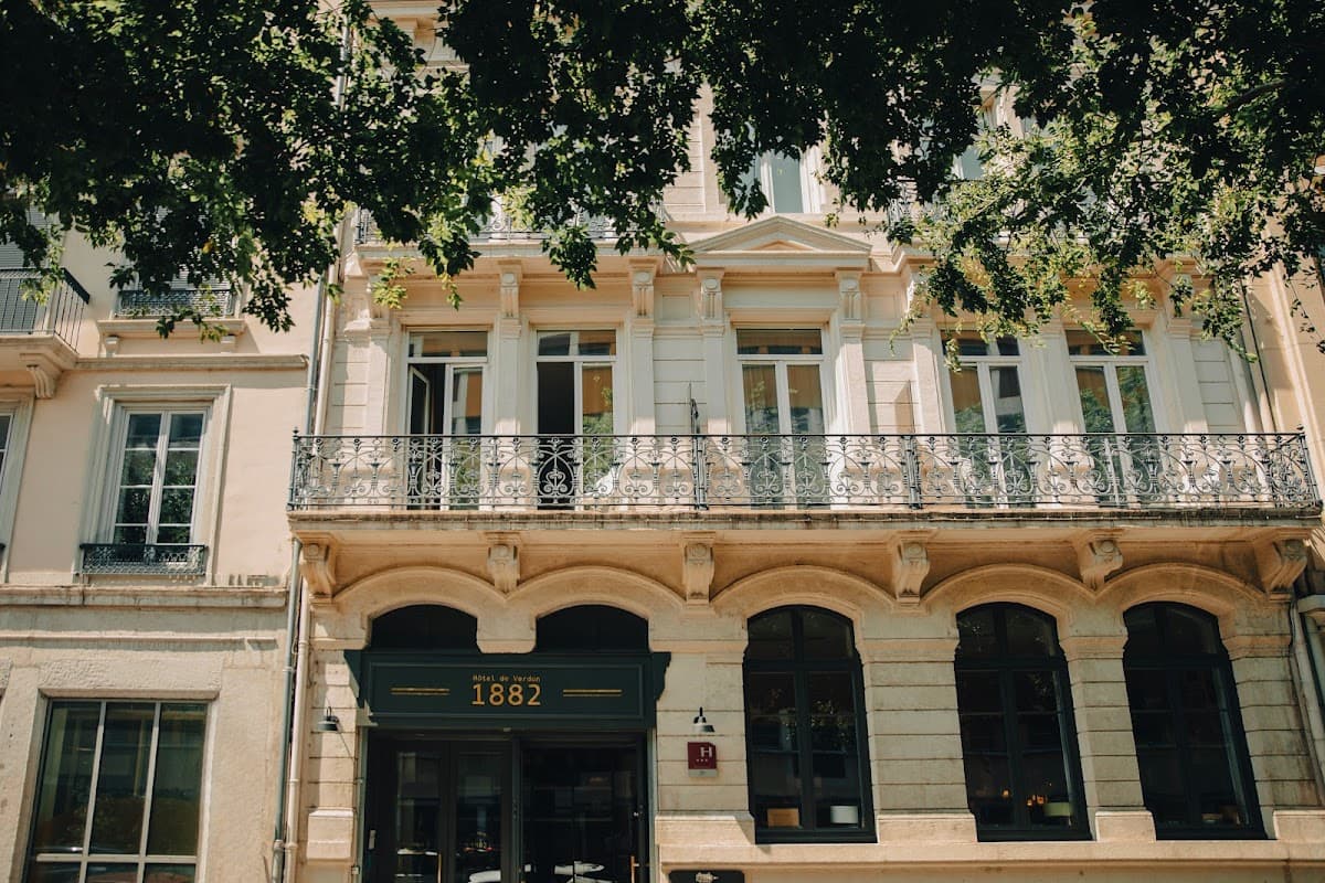 Hotel De Verdun 1882: destination wedding venue in 69002 Lyon, France