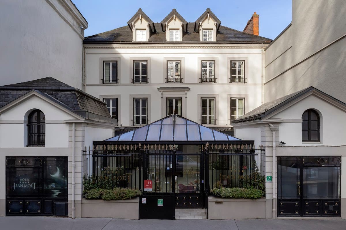 Hotel Jean Moët: destination wedding venue in 51200 Épernay, France