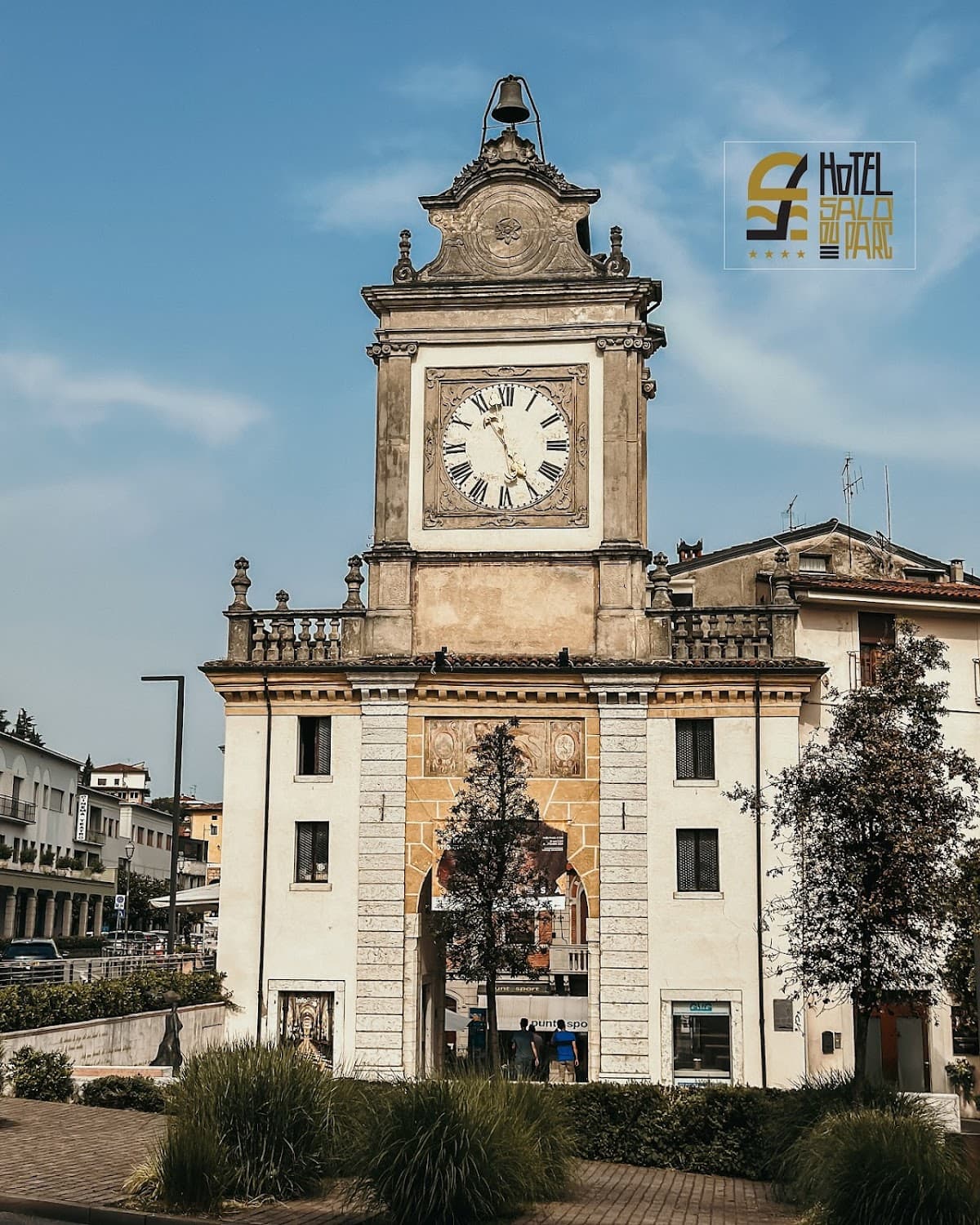 Hotel Salo Du Parc: destination wedding venue in 25087 Salò BS, Italy