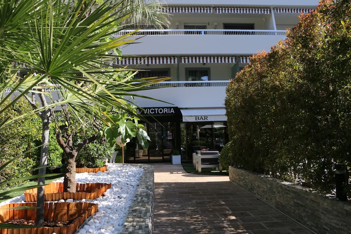 HOTEL VICTORIA: destination wedding venue in 06400 Cannes, France