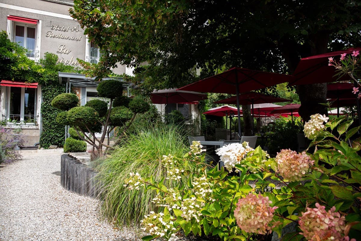 La Breche — destination wedding venue in 37400 Amboise, France