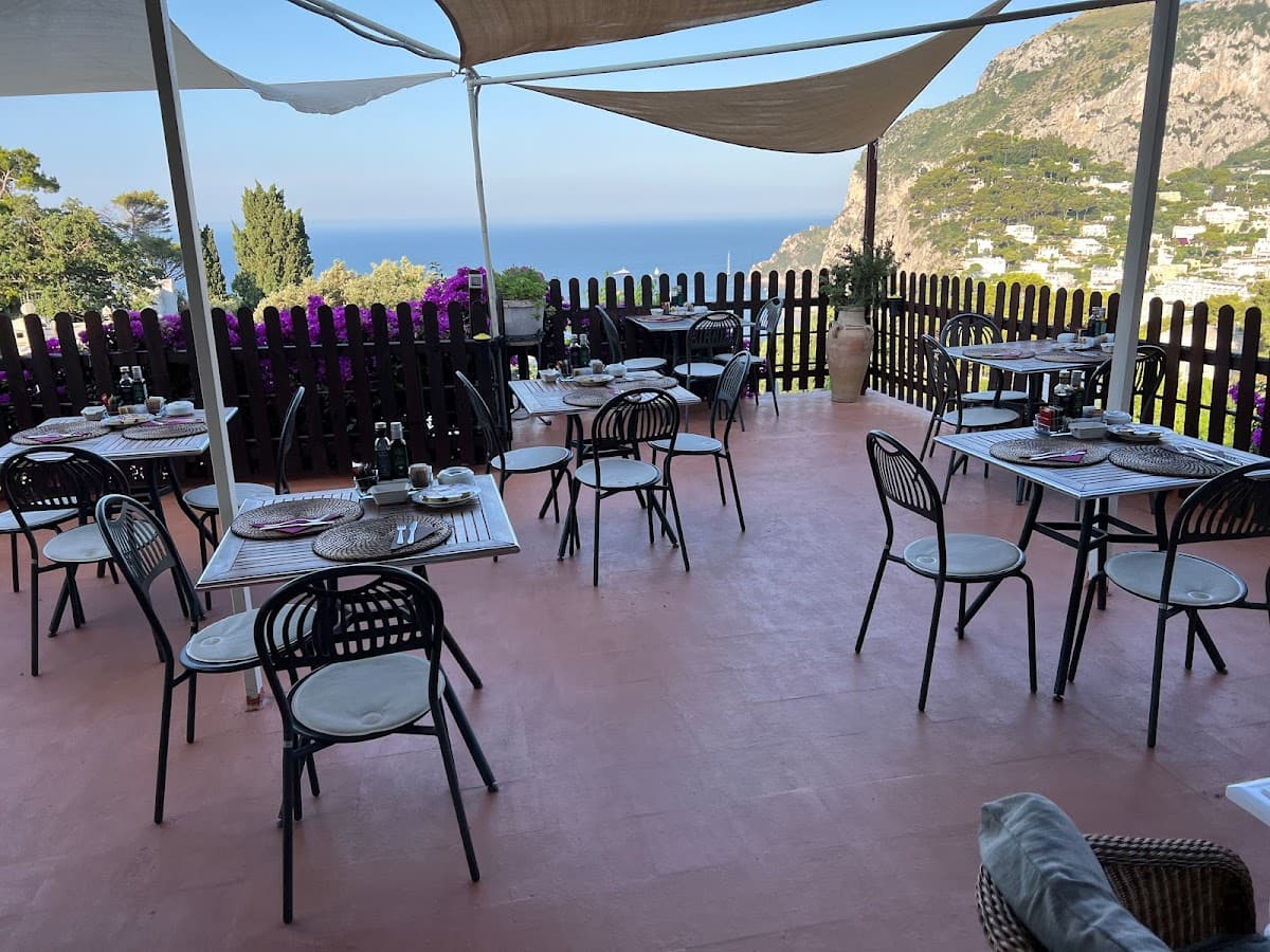 La Reginella: destination wedding venue in 80073 Capri NA, Italy