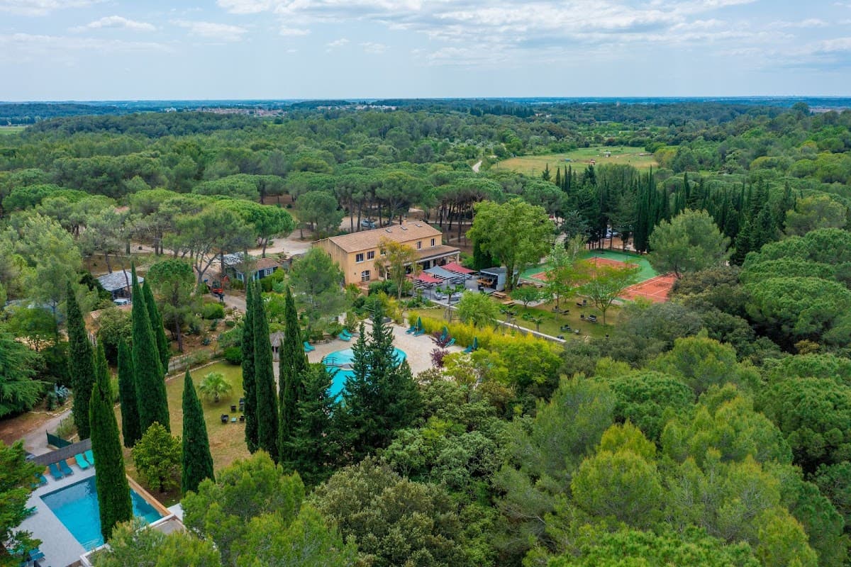 La Villa Vicha: destination wedding venue in 30250 Aubais, France