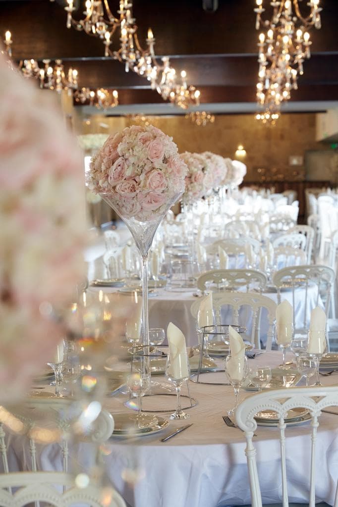 LANA EVENTS: destination wedding venue in 95190 Goussainville, France