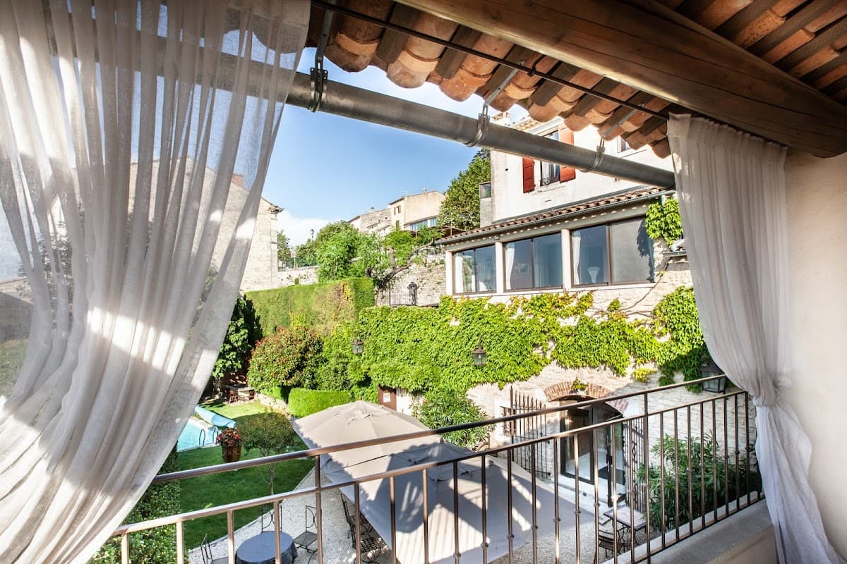 Le Clos Du Buis — destination wedding venue in 84480 Bonnieux, France