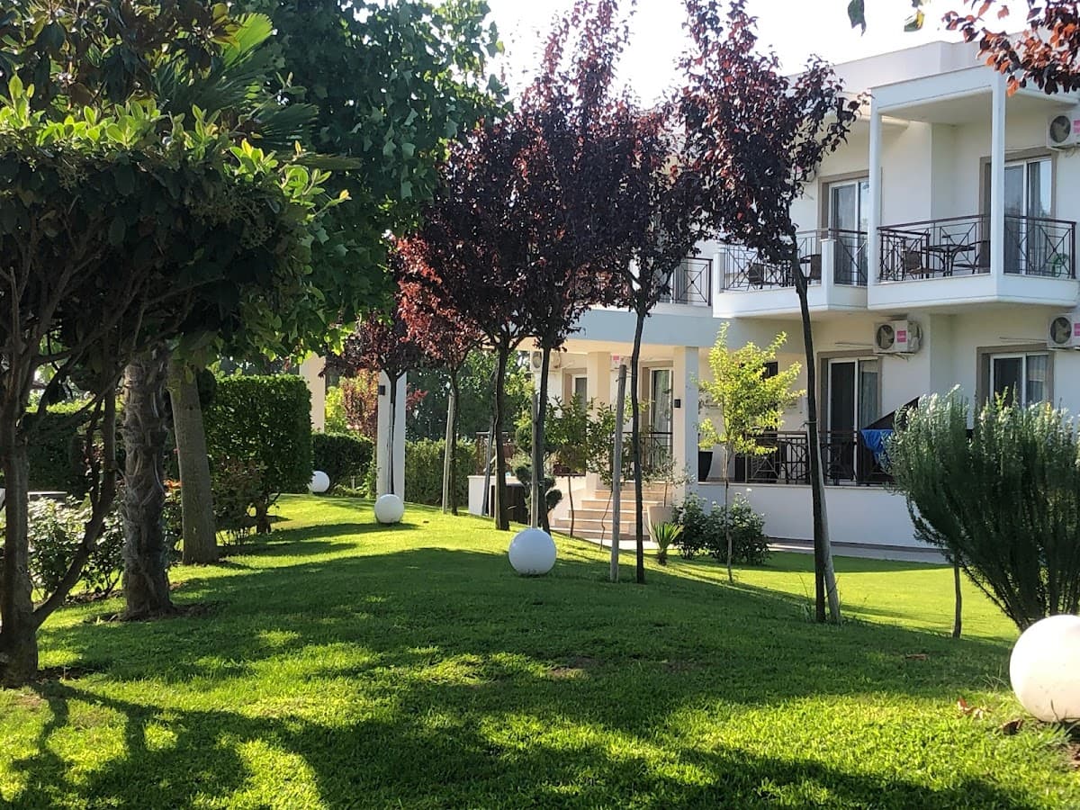 Maison Hotel: destination wedding venue in Chalkidón 570 07, Greece