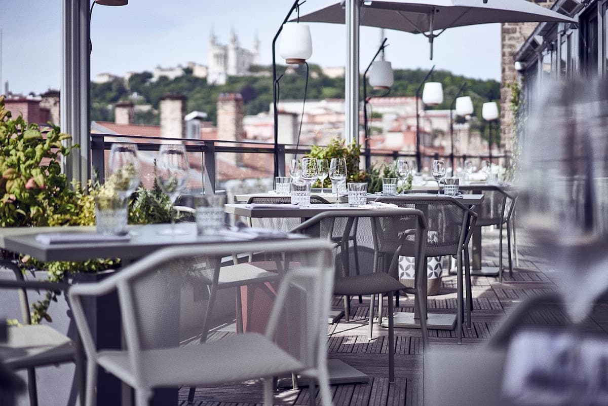 MAISON NÔ: destination wedding venue in 69001 Lyon, France