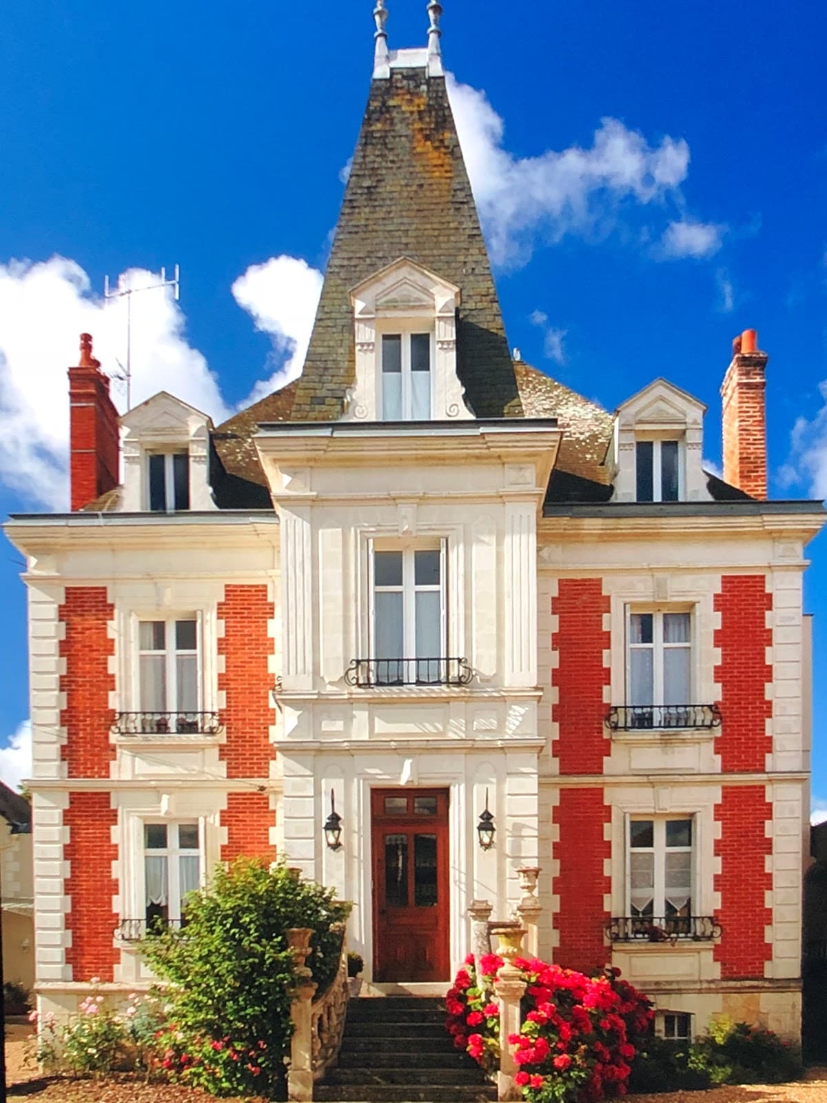 Manoir Du Parc: destination wedding venue in 37400 Amboise, France