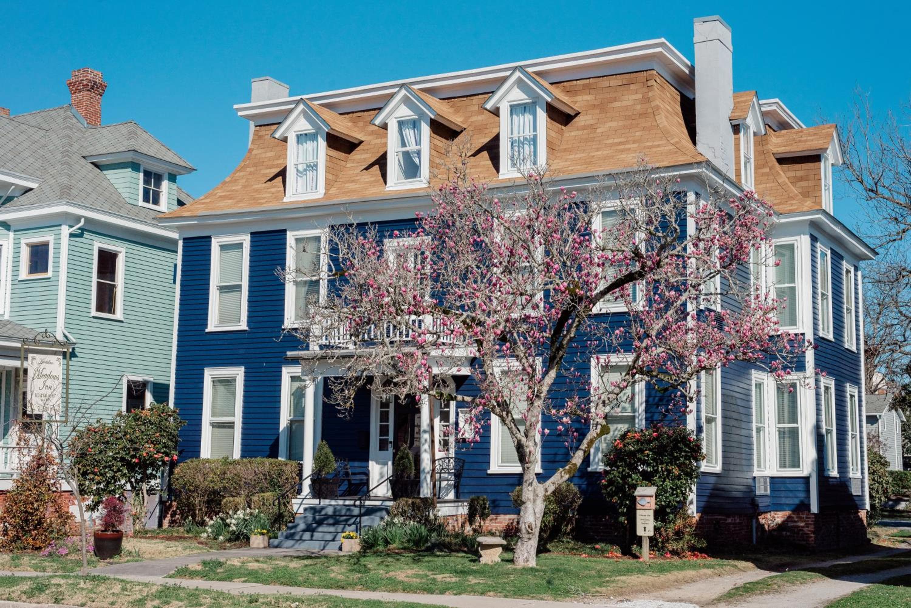 Meadows Inn, wedding venue in New Bern, United States