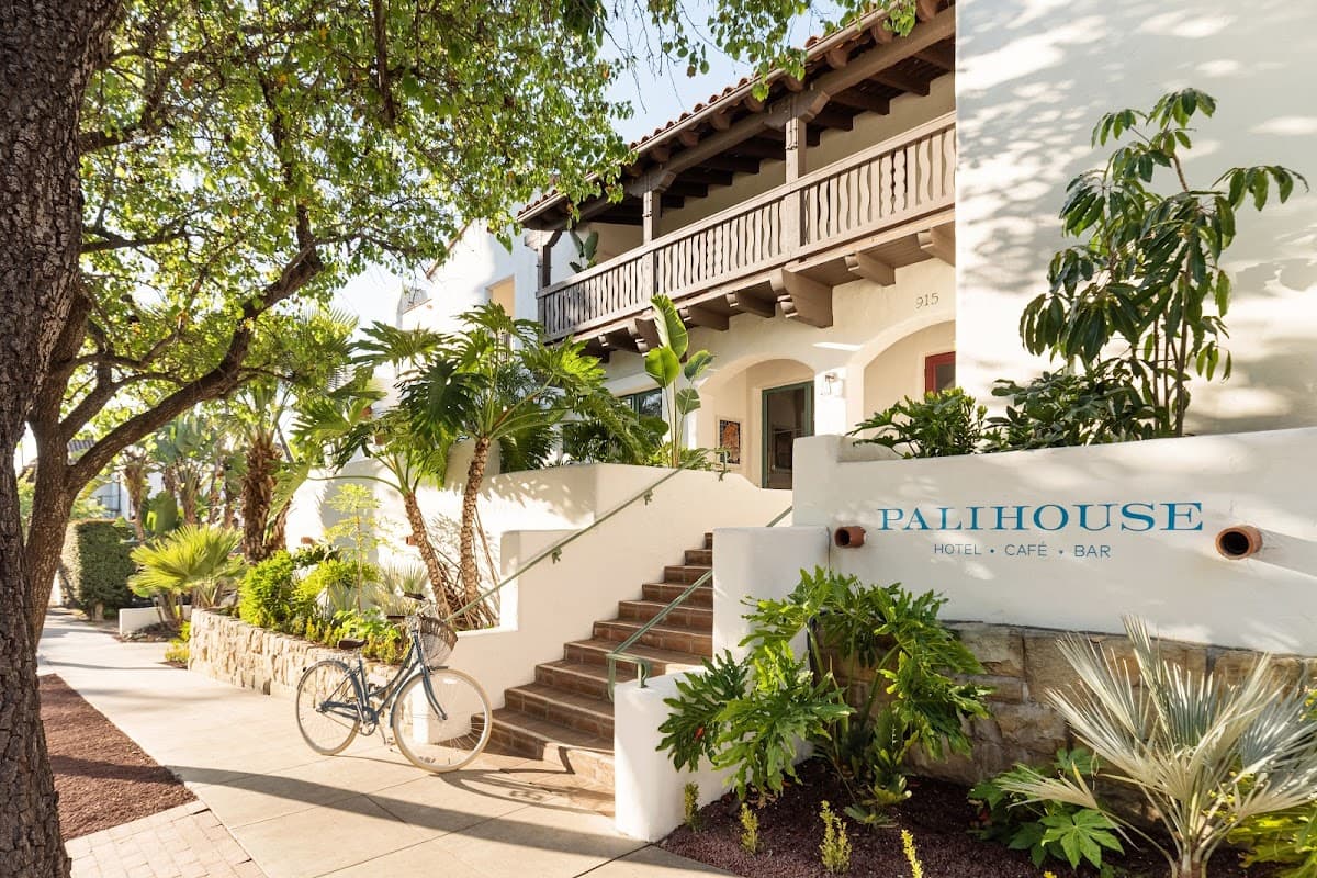 Palihouse Santa Barbara: destination wedding venue in CA 93101, USA
