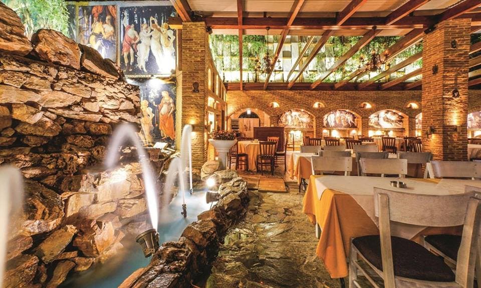 Petrino: destination wedding venue in Glifada 166 74, Greece