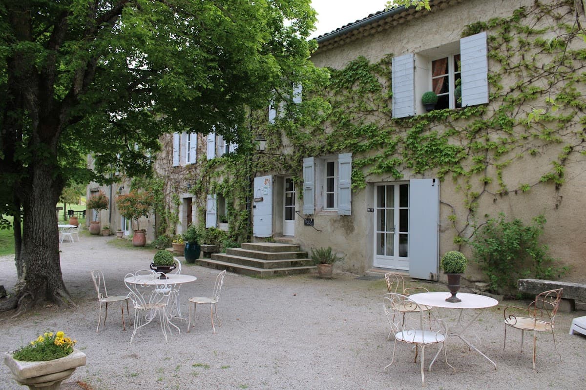 Relais d'Elle: destination wedding venue in 04300 Niozelles, France