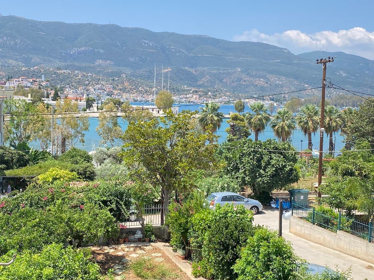 Saga Hotel: destination wedding venue in Poros 180 20, Greece