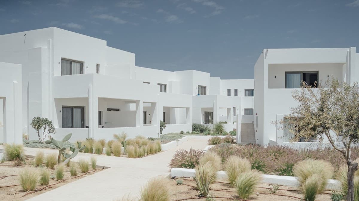 Sundunes Hotel — destination wedding venue in Plaka 843 00, Greece