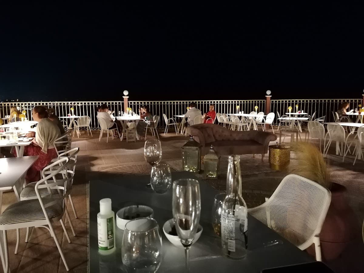 The Balcony Restaurant: destination wedding venue in Πλάνος 291 00, Greece