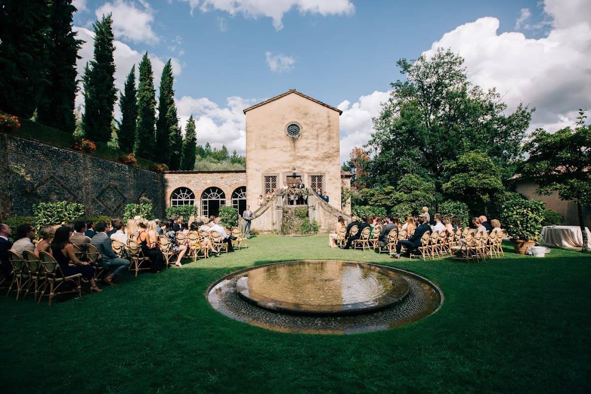 Villa Catureglio: destination wedding venue in Borgo a Mozzano, Italy