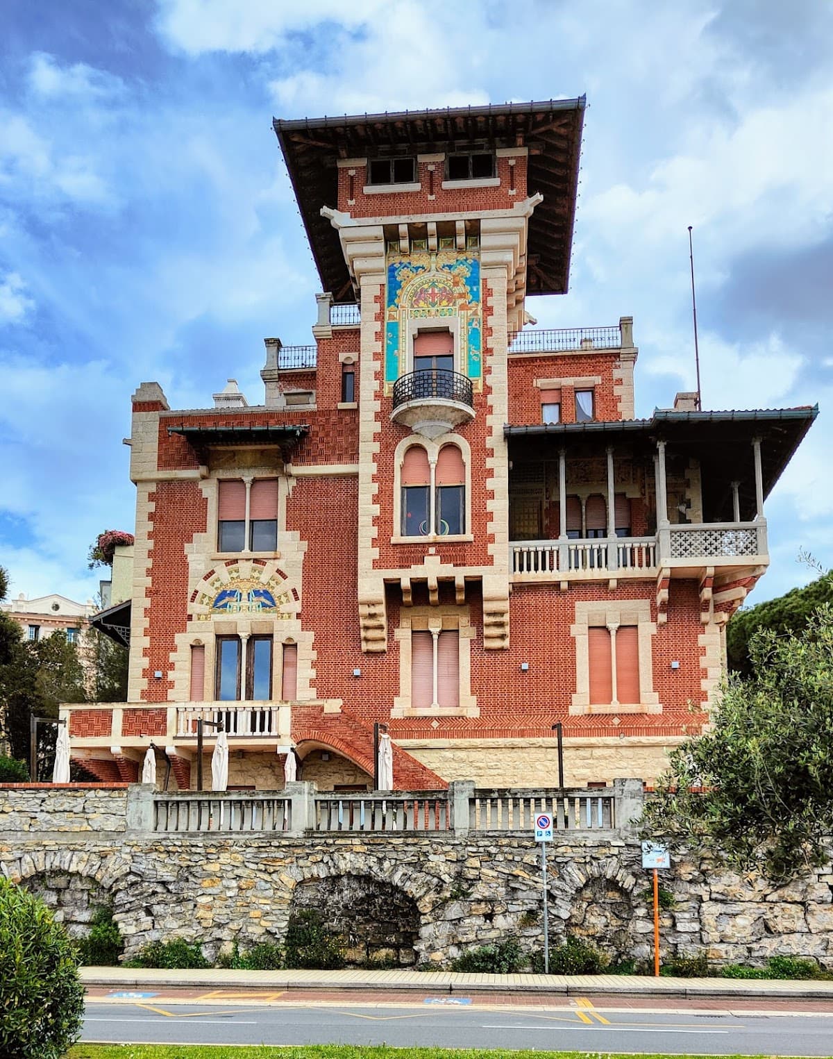 Villa Chiossone: destination wedding venue in 16145 Genova GE, Italy