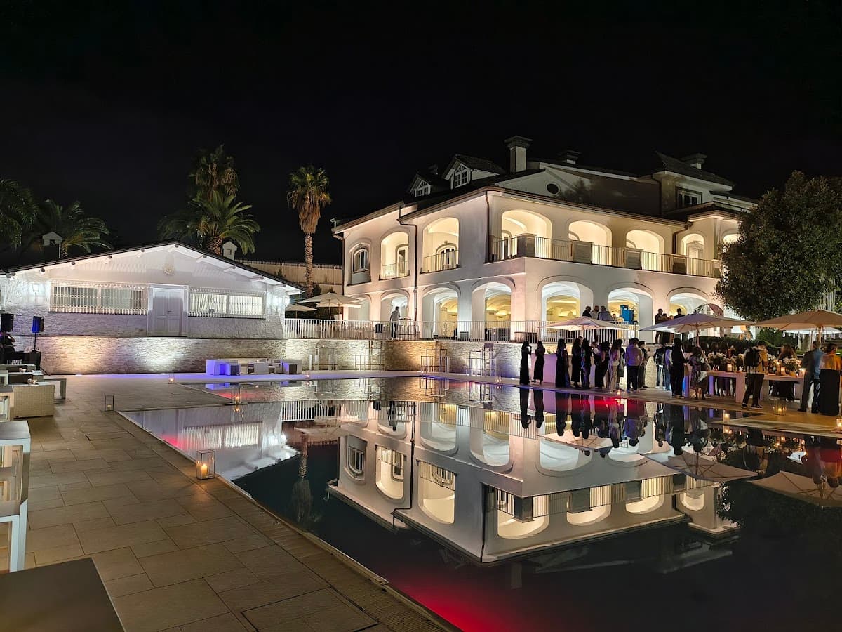 Villa Cortea: destination wedding venue in 80040 Terzigno NA, Italy