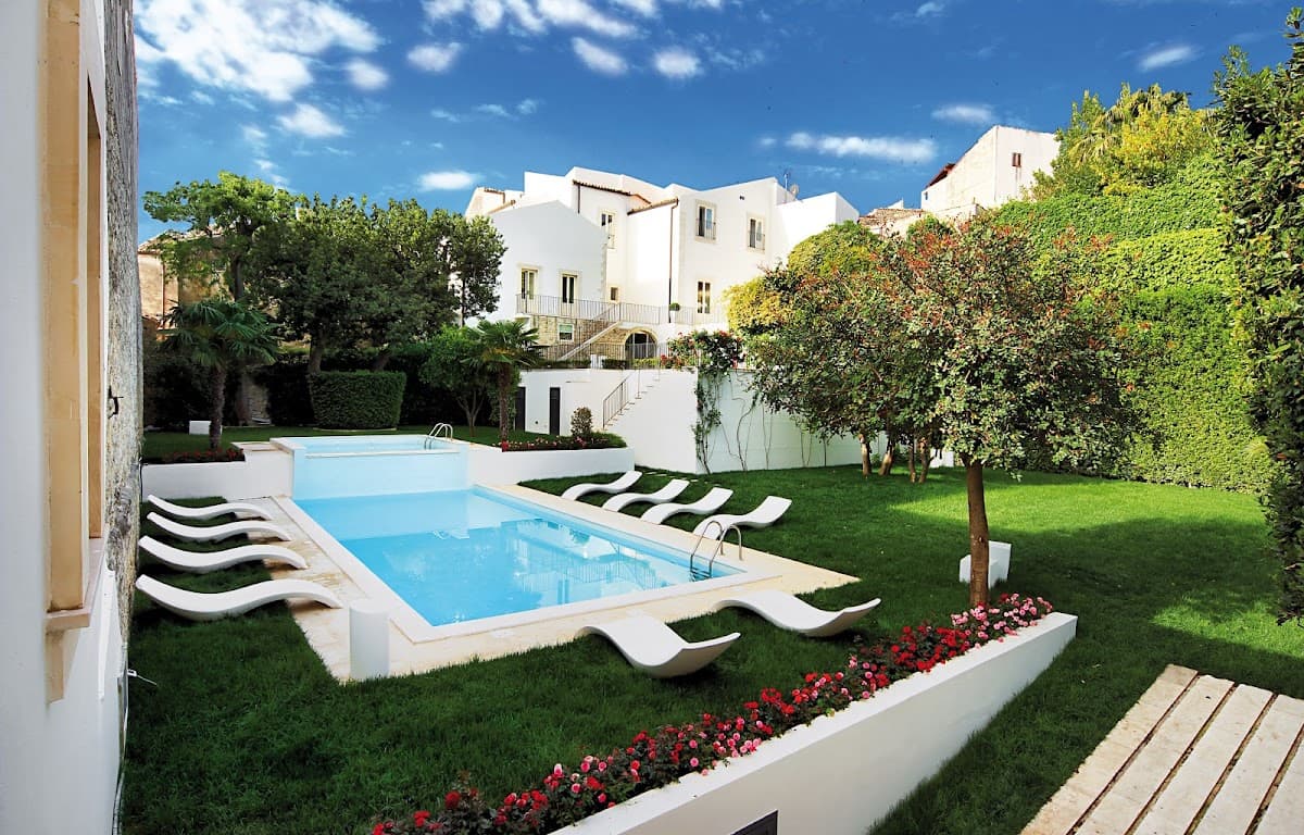 Villa del Lauro: destination wedding venue in 97100 Ragusa RG, Italy