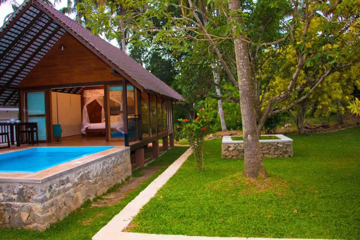 Villa Lee Resort: destination wedding venue in Ragama, Sri Lanka