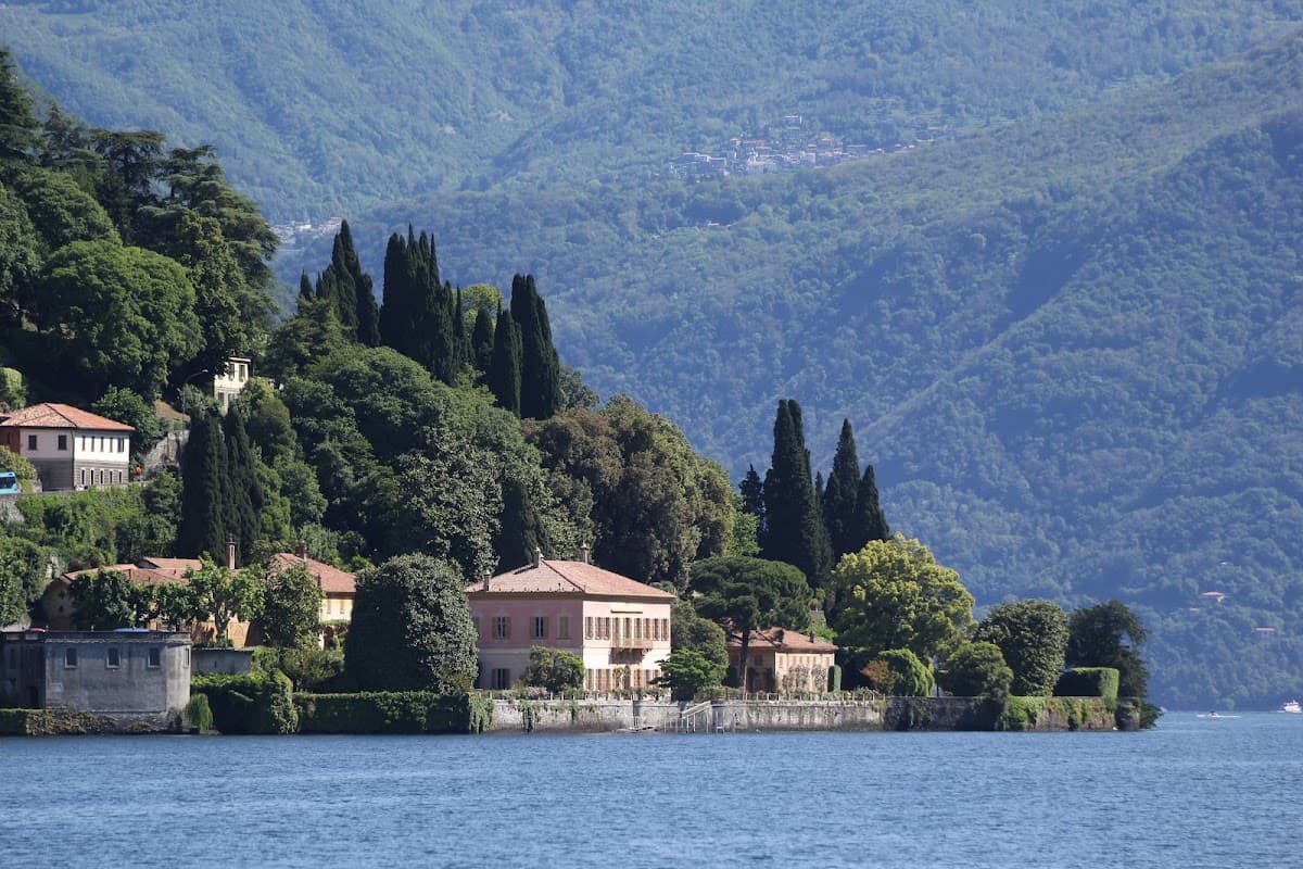 Villa Pizzo: destination wedding venue in 22012 Cernobbio CO, Italy