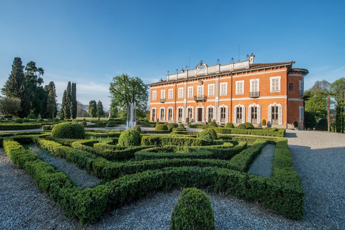 Villa Subaglio: destination wedding venue in 23807 Merate LC, Italy