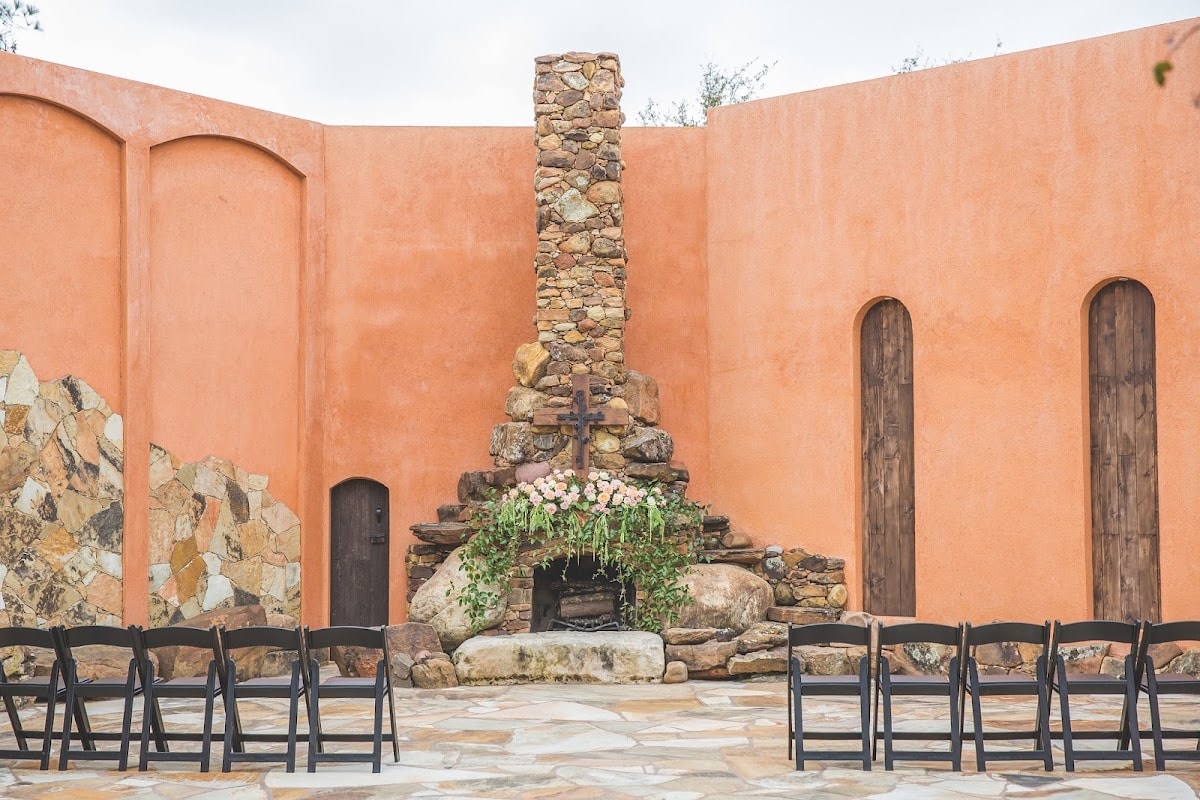 Agave Estates, destination wedding venue in TX 77494, United States
