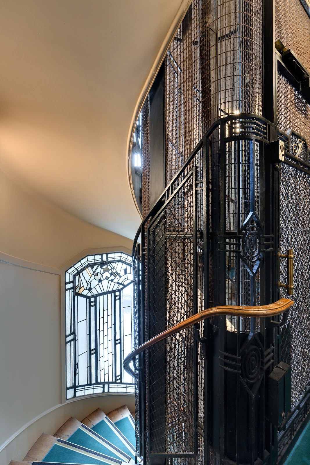 Artemisia Montmartre — destination wedding venue in 75009 Paris, France