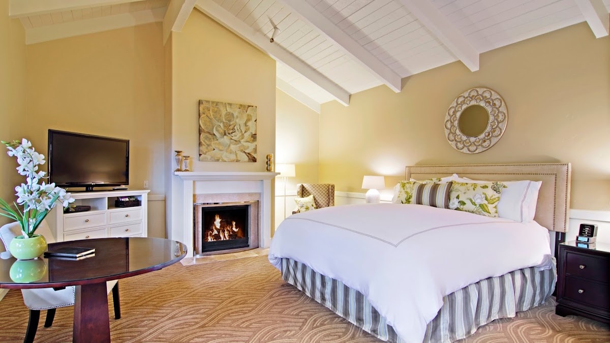 Carriage House Inn — destination wedding venue in CA 93921, USA