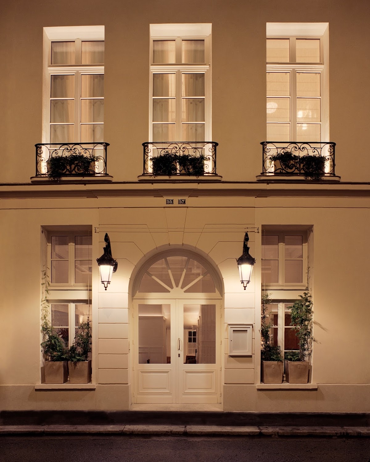 Château Voltaire — destination wedding venue in 75001 Paris, France
