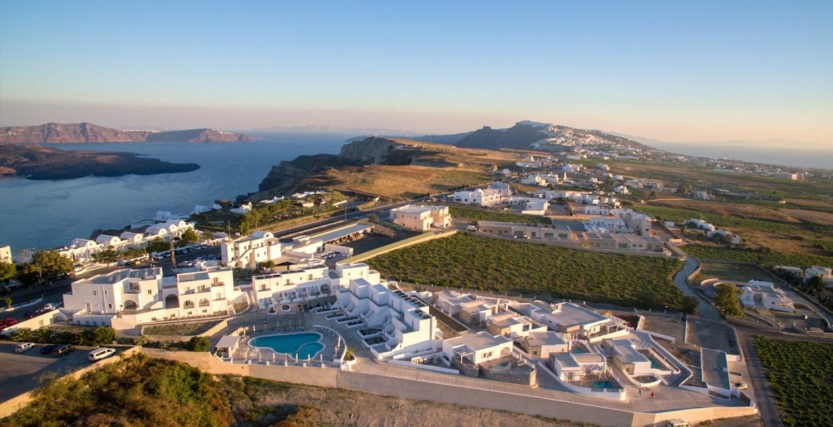 De Sol Hotel & Spa — destination wedding venue in Fira 847 00, Greece