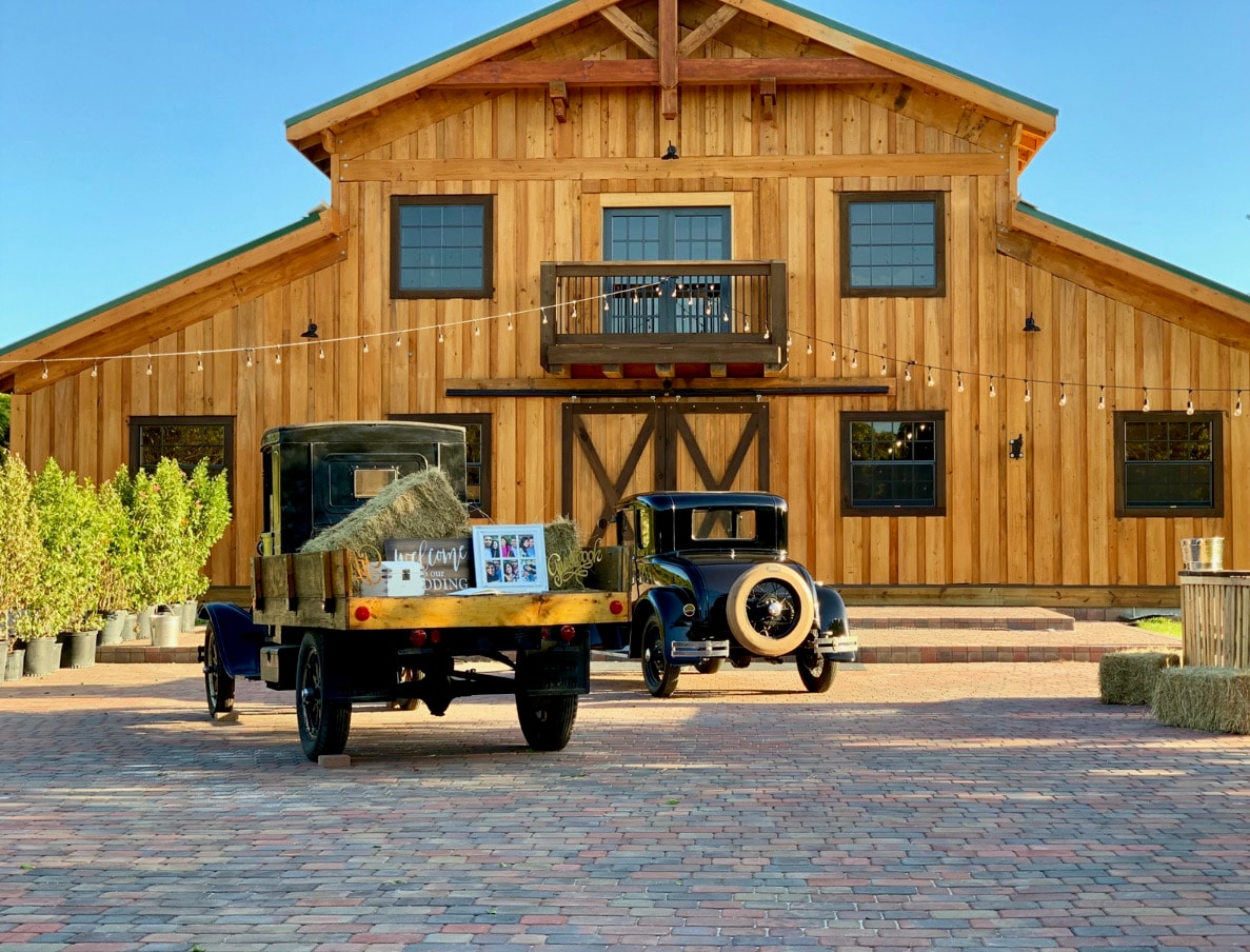 Hacienda Los Robles, destination wedding venue in FL 33187, United States