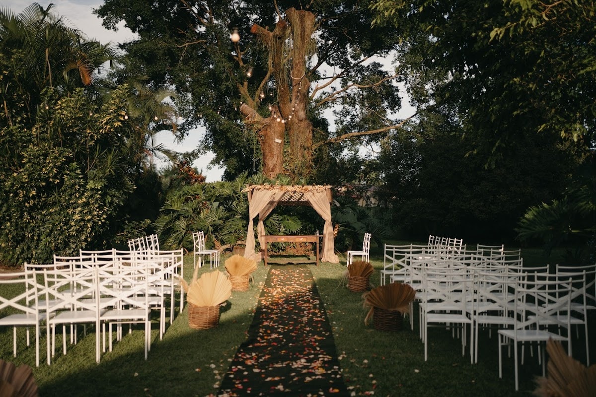 Hall Gardens Chalet — destination wedding venue in 24724-065, Brazil