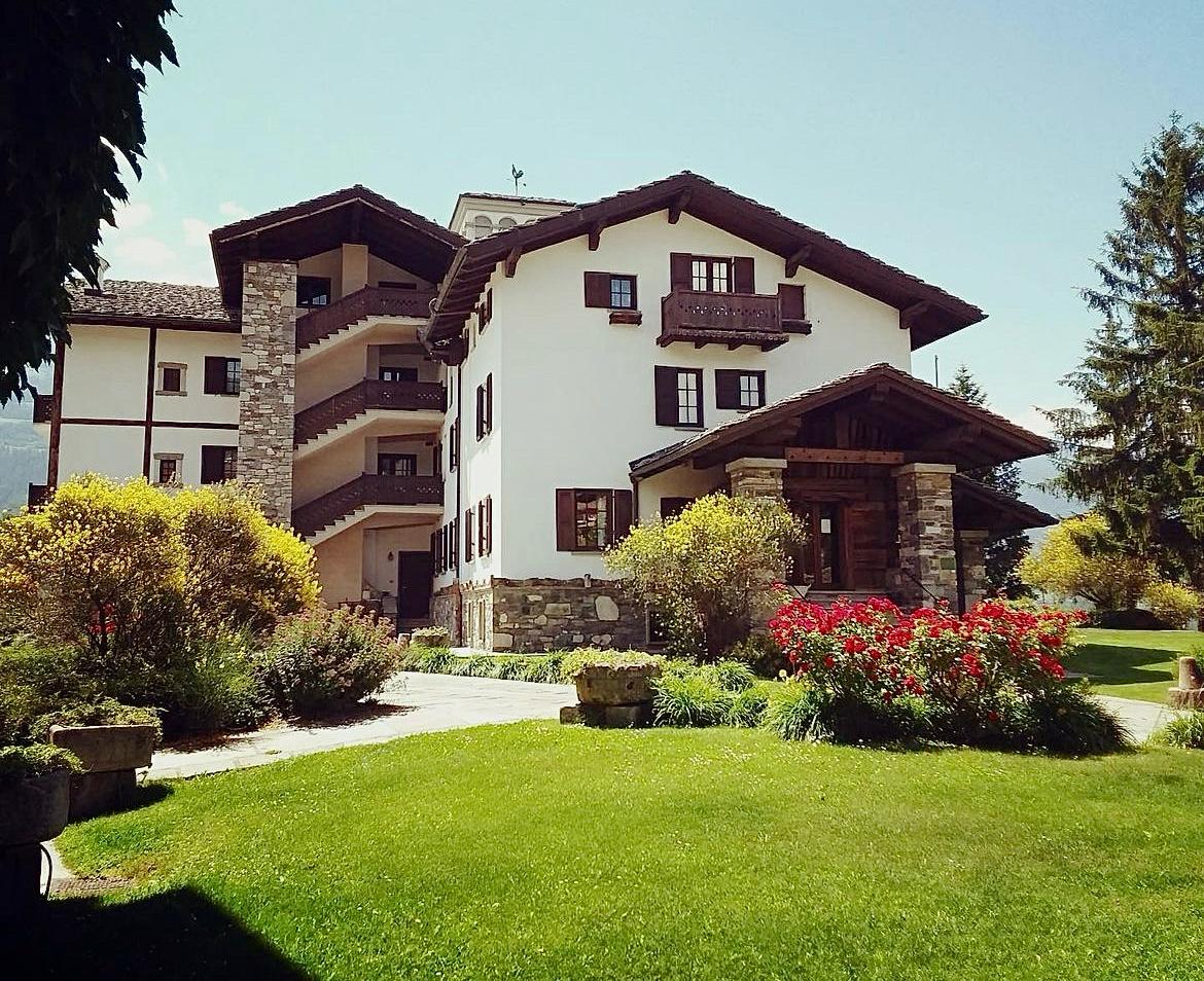 Hotel Milleluci — destination wedding venue in 11100 Aosta AO, Italy