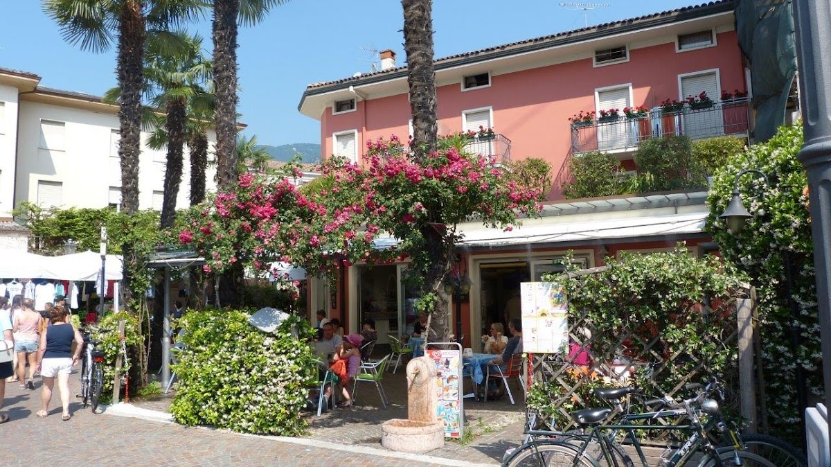 Hotel Sole Holiday — destination wedding venue in 38062 Arco TN, Italy