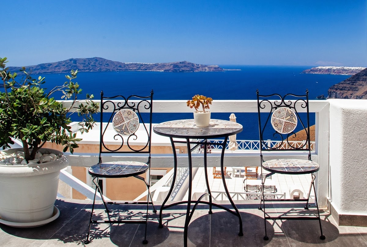Hotel Thireas — destination wedding venue in Fira 847 00, Greece